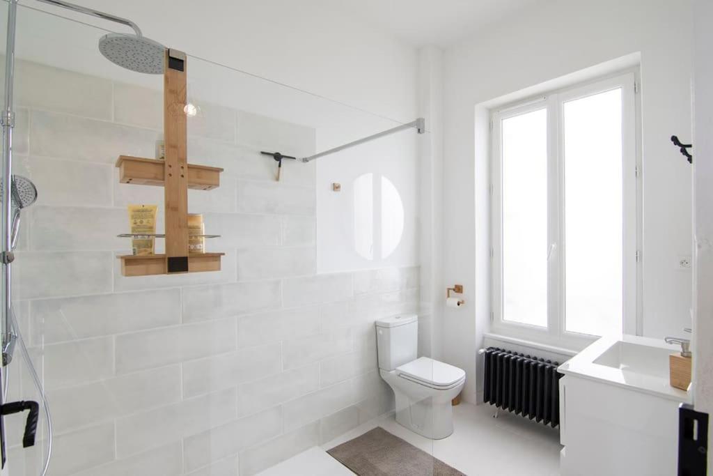 Treize Maison 3 Bed House In Centre Of Saint Severin Buitenkant foto