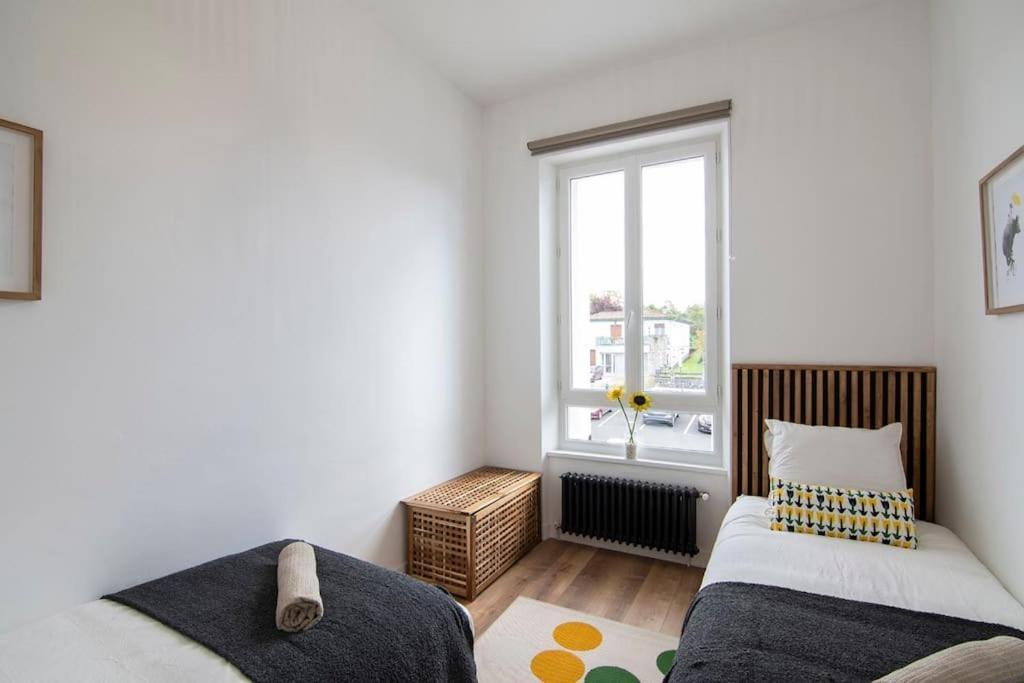 Treize Maison 3 Bed House In Centre Of Saint Severin Buitenkant foto